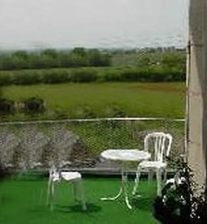 La Rousseliere 2*